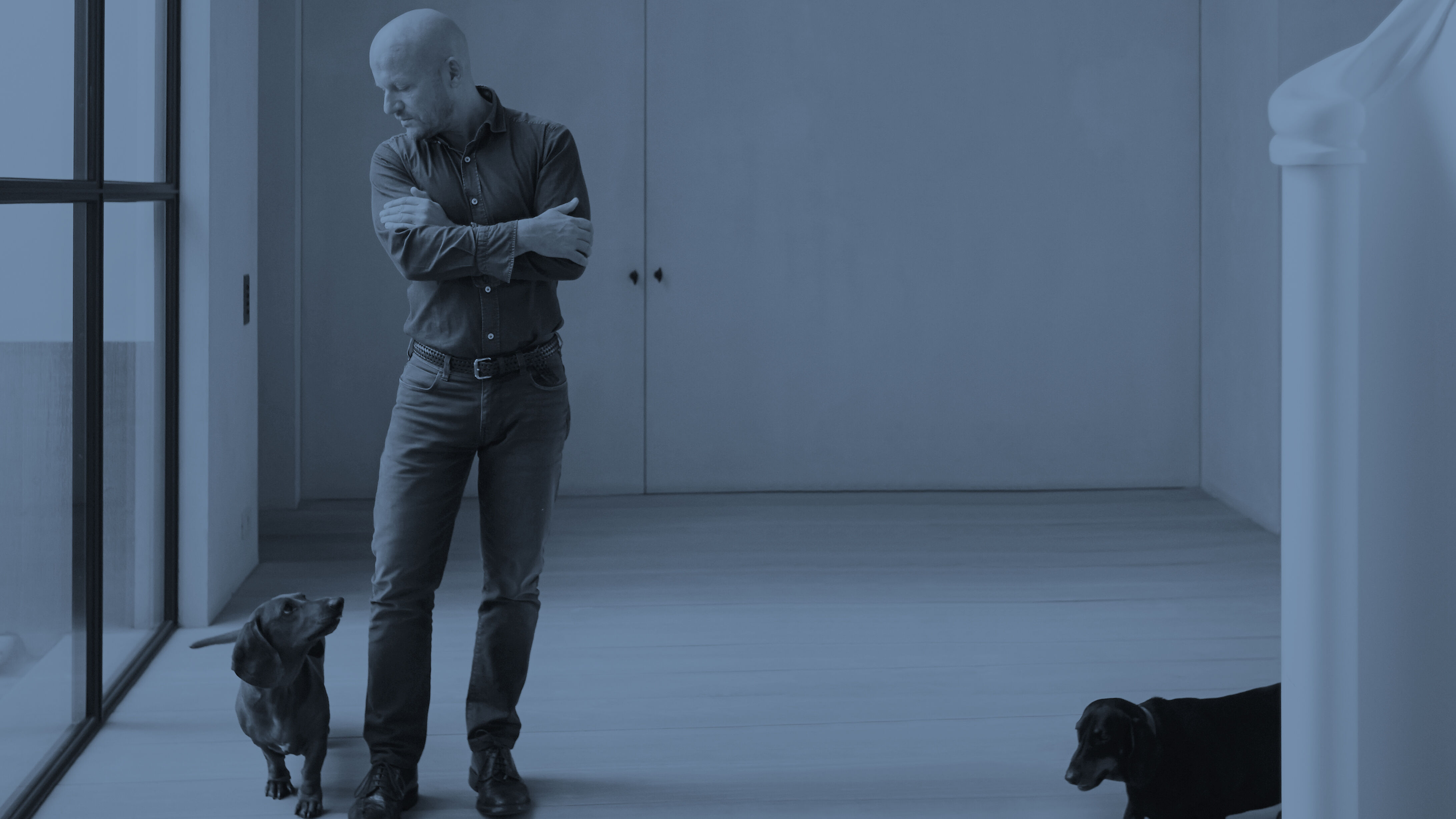 designers-vincent-van-duysen-flos-header-desk-00