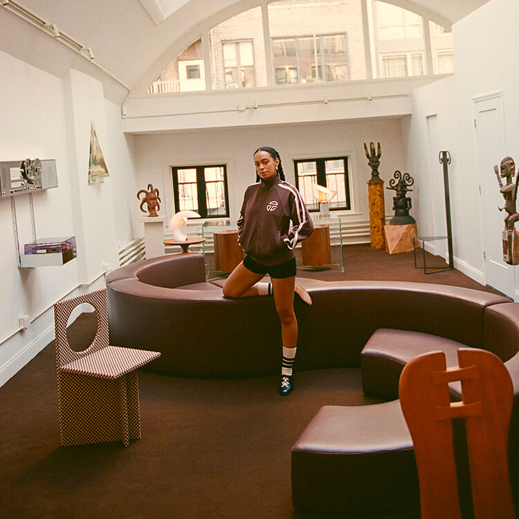 hero-story-mob-solange