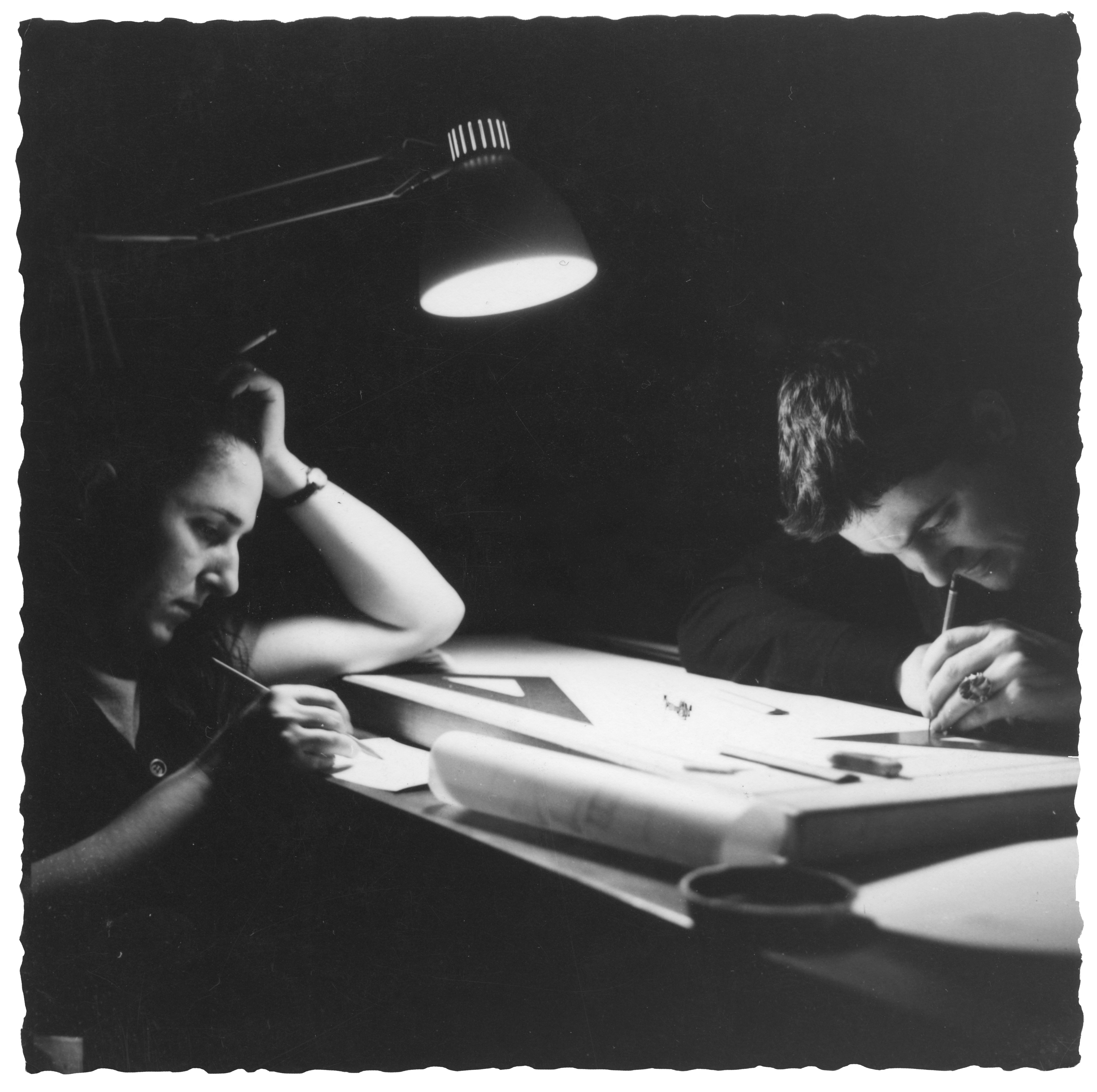 designers-tobia-scarpa-flos-06