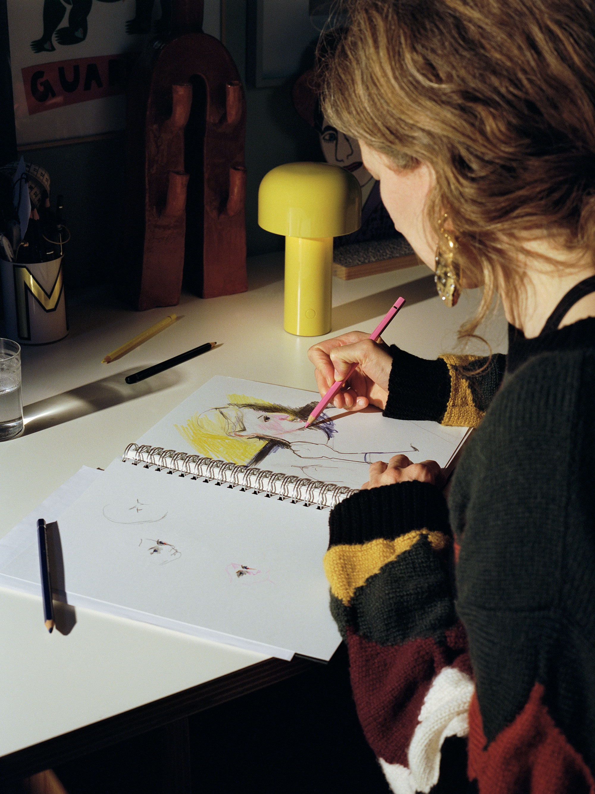 FLOS_Molly-Molloy_Bellhop_Table-portable-lamp