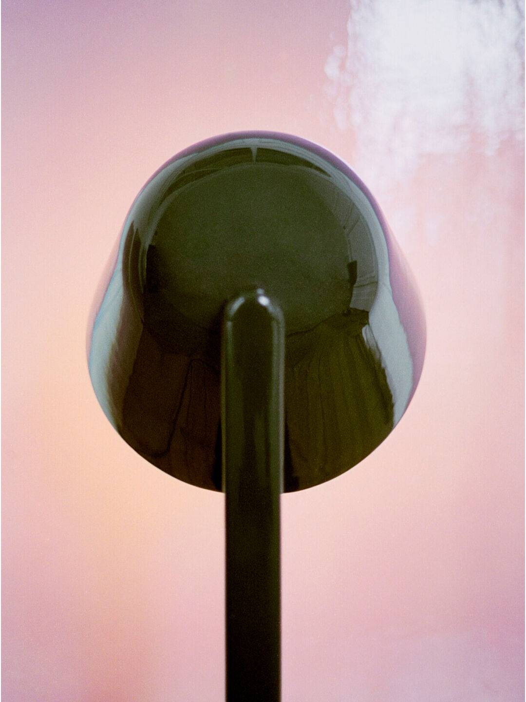 FLOS_Céramique_landing page_table lamp_moss green_2