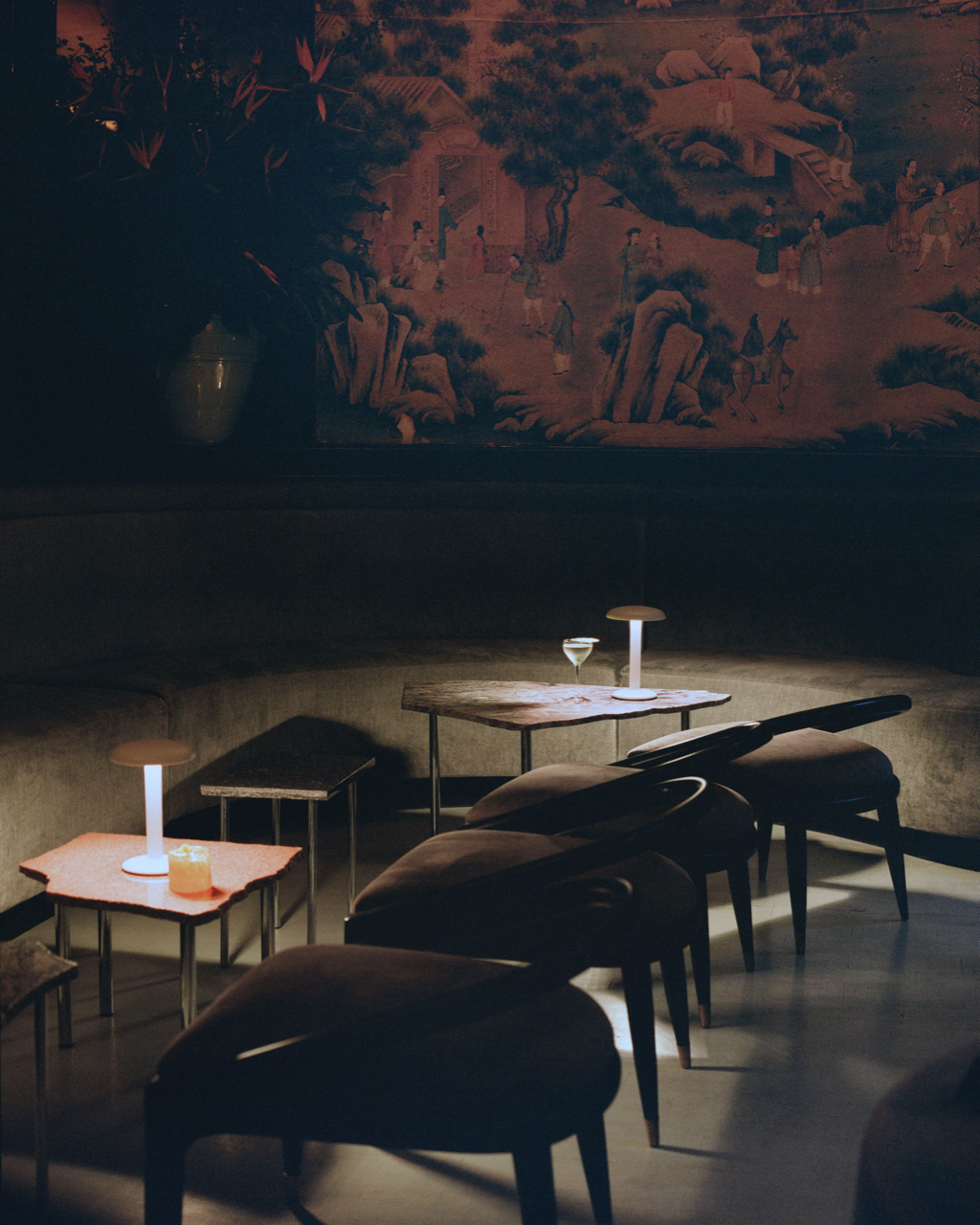 Gustave Matt White on a restaurant table