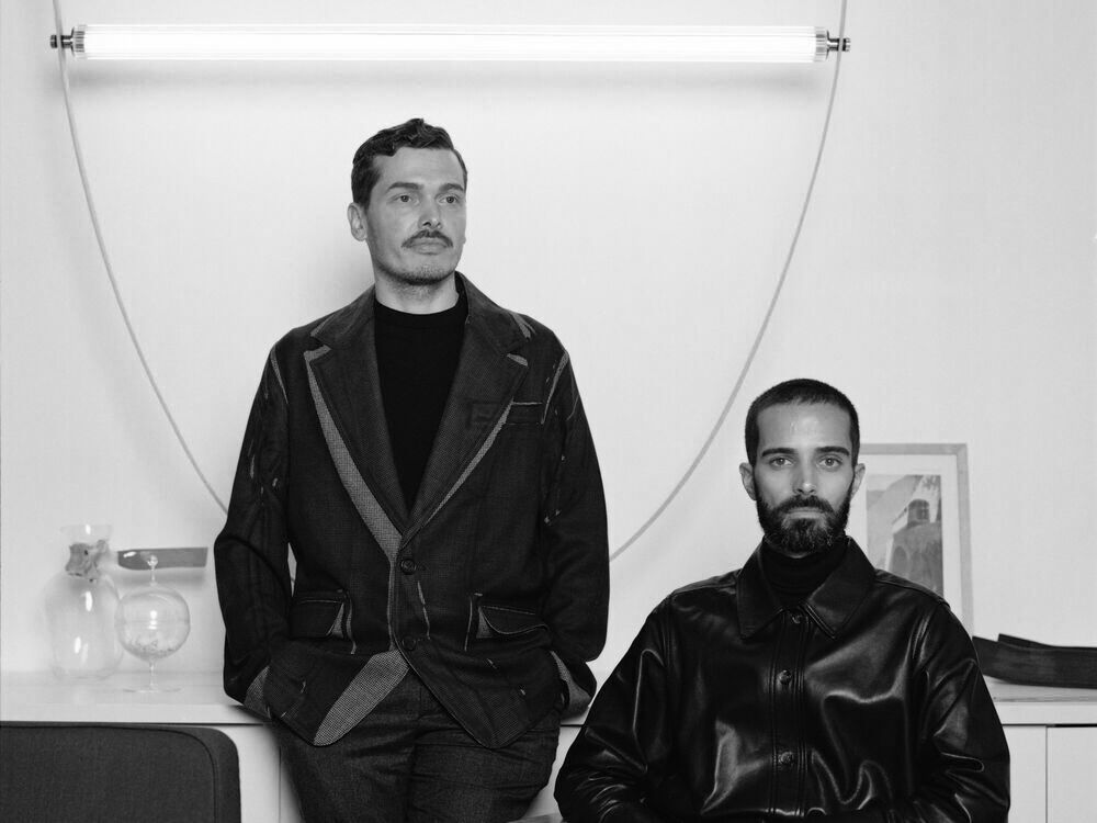 designers-formafantasma-flos-entrance-desk_bn