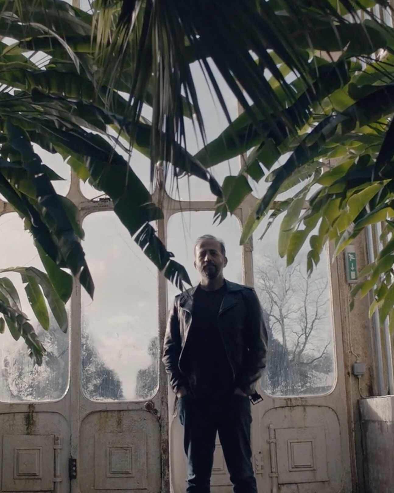 designers-michael-anastassiades-flos-03