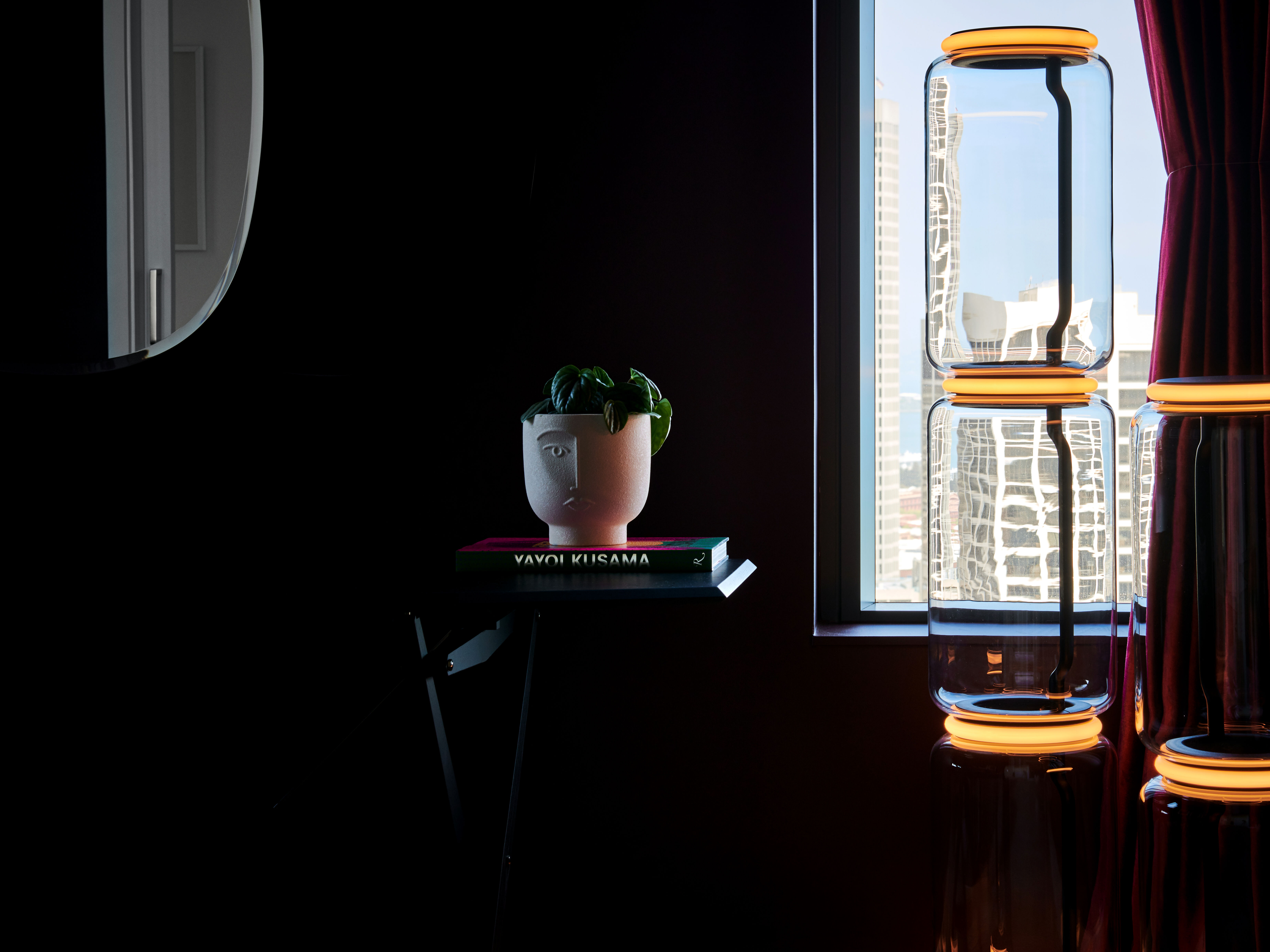 Noctambule Floor 3 High Cylinder Small Base