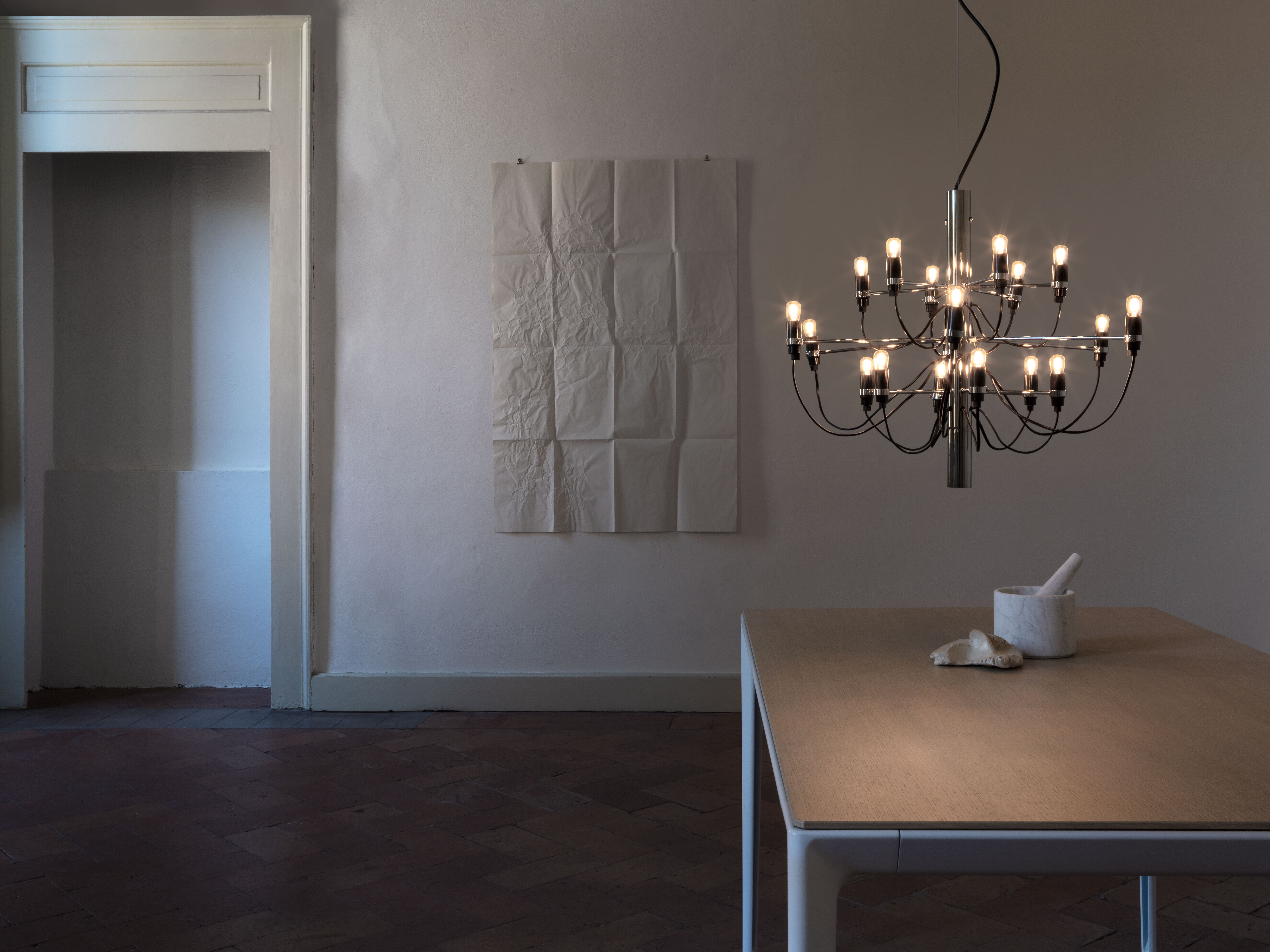 2097/18 US Chandelier with Incandescent & LED light bulbs