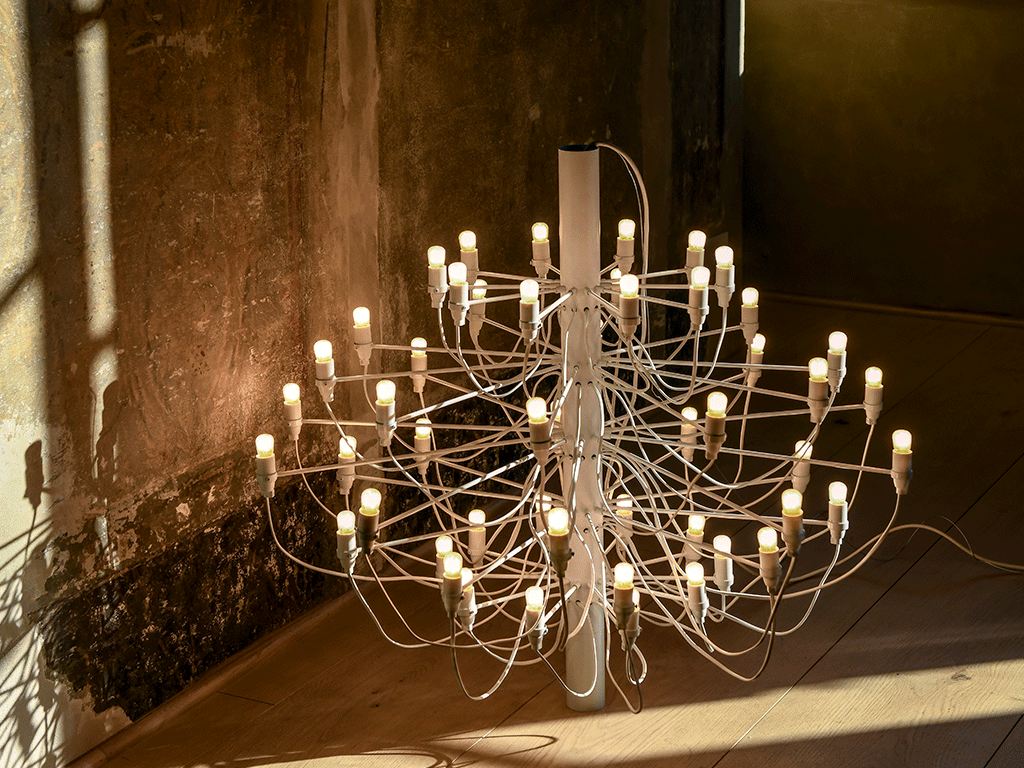 2097/75 (frosted bulbs), , lifeshot