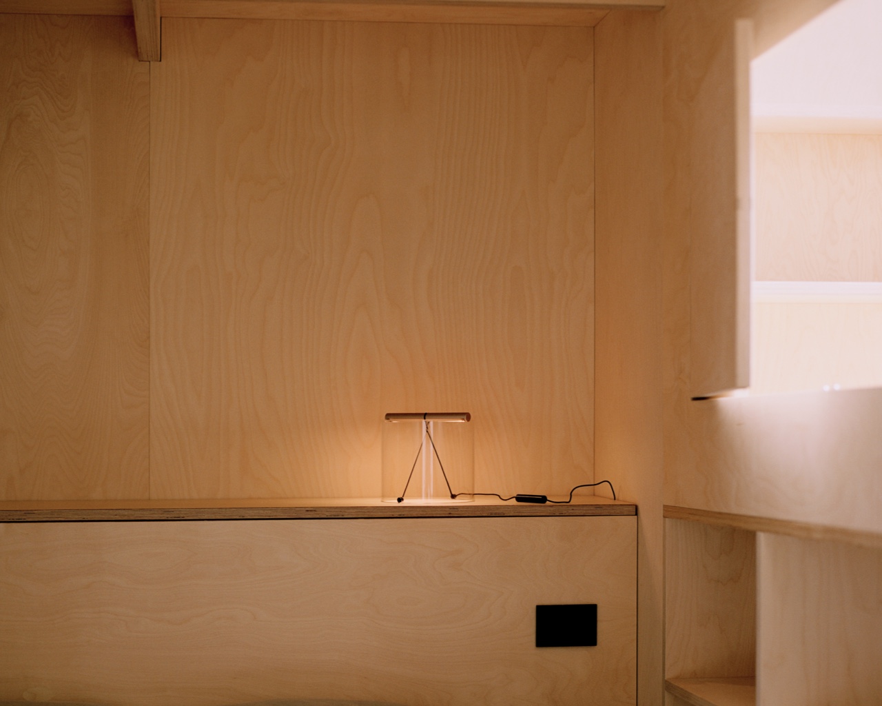 Flos To-Tie T1 lamp, Selection